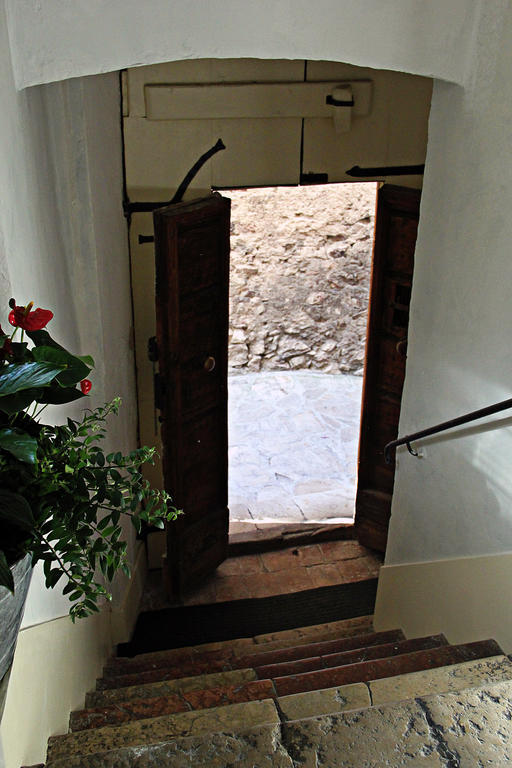 Porta Del Tempo 3* Stroncone
